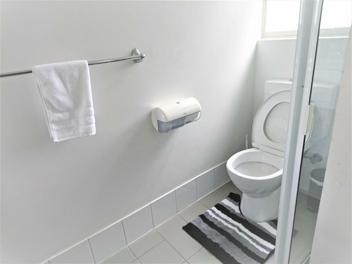 Glenelg Beach Gateway Studio Apartment Luaran gambar